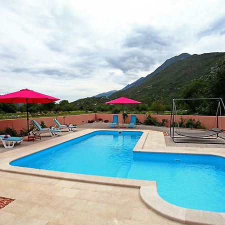 Holiday Home Perunika Zezevica Exterior foto