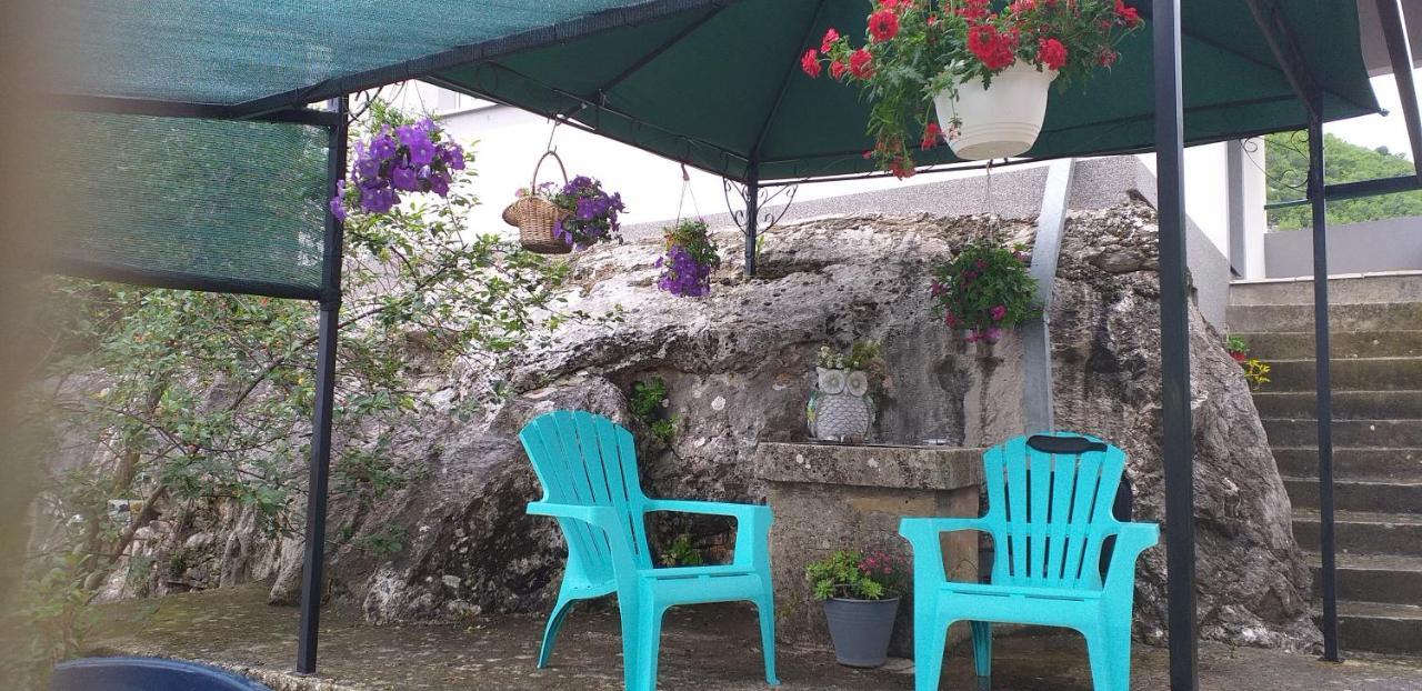 Holiday Home Perunika Zezevica Exterior foto